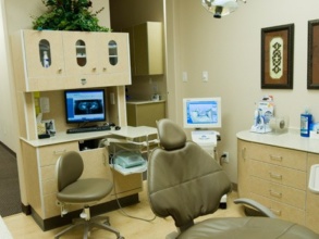 Cosmetic Dentist office in Saginaw, TX